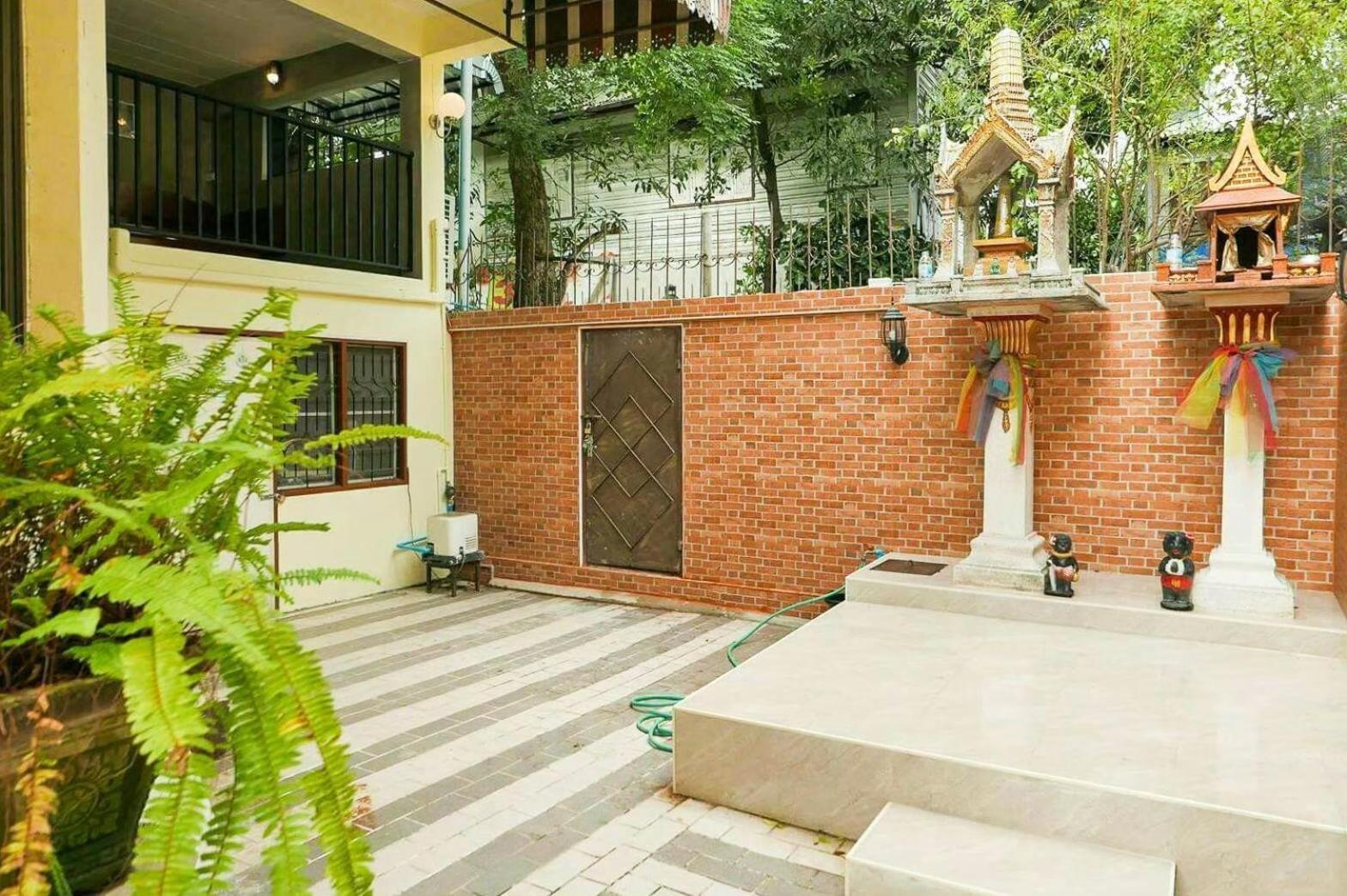 Baankhon Private Room In Thai House Check In By Yourself Code Inbox Adult Only Bangkok Kültér fotó