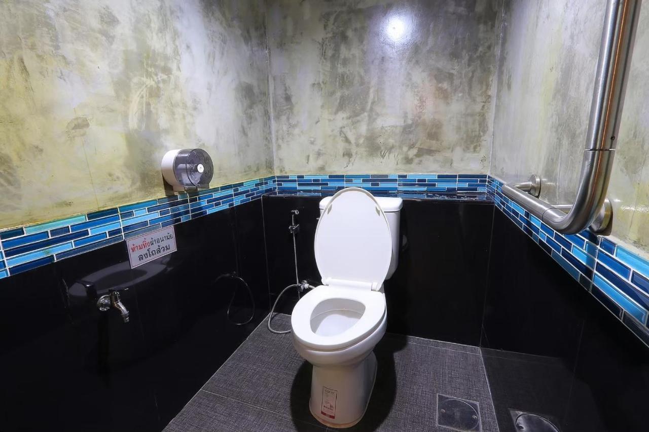 Baankhon Private Room In Thai House Check In By Yourself Code Inbox Adult Only Bangkok Kültér fotó