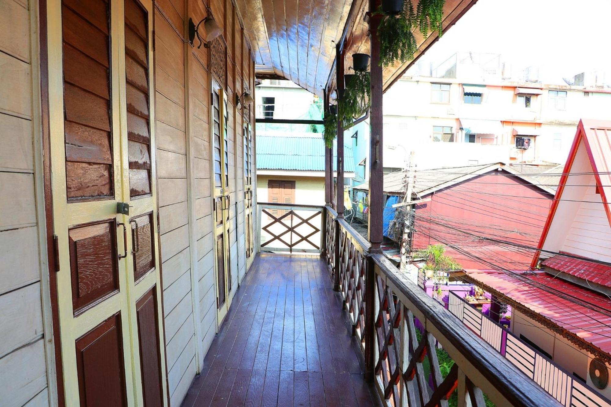 Baankhon Private Room In Thai House Check In By Yourself Code Inbox Adult Only Bangkok Szoba fotó